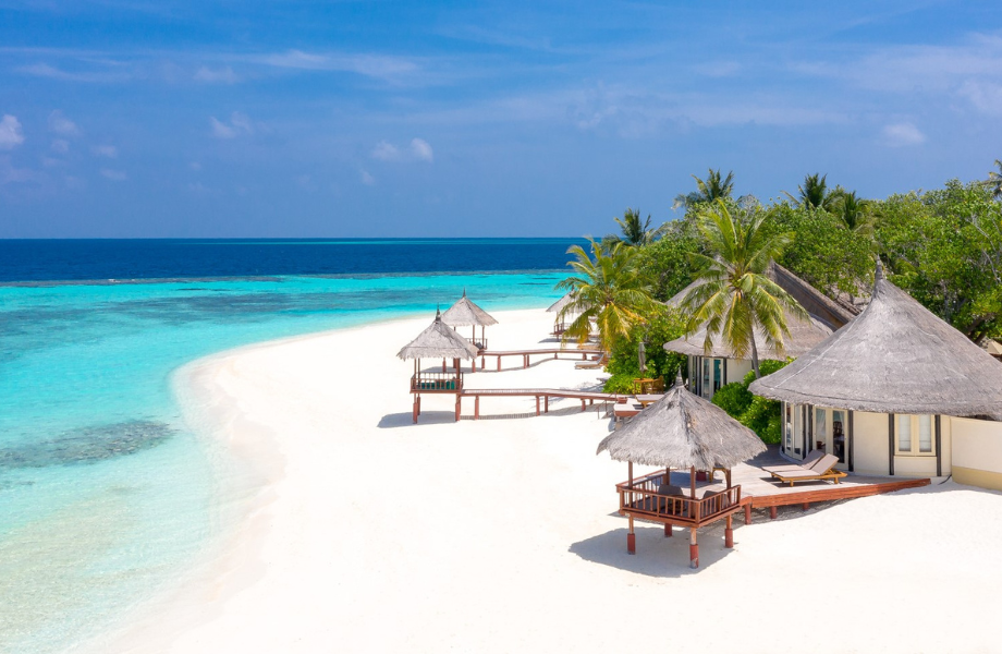 Banyan Tree Vabbinfaru Villas Aerial