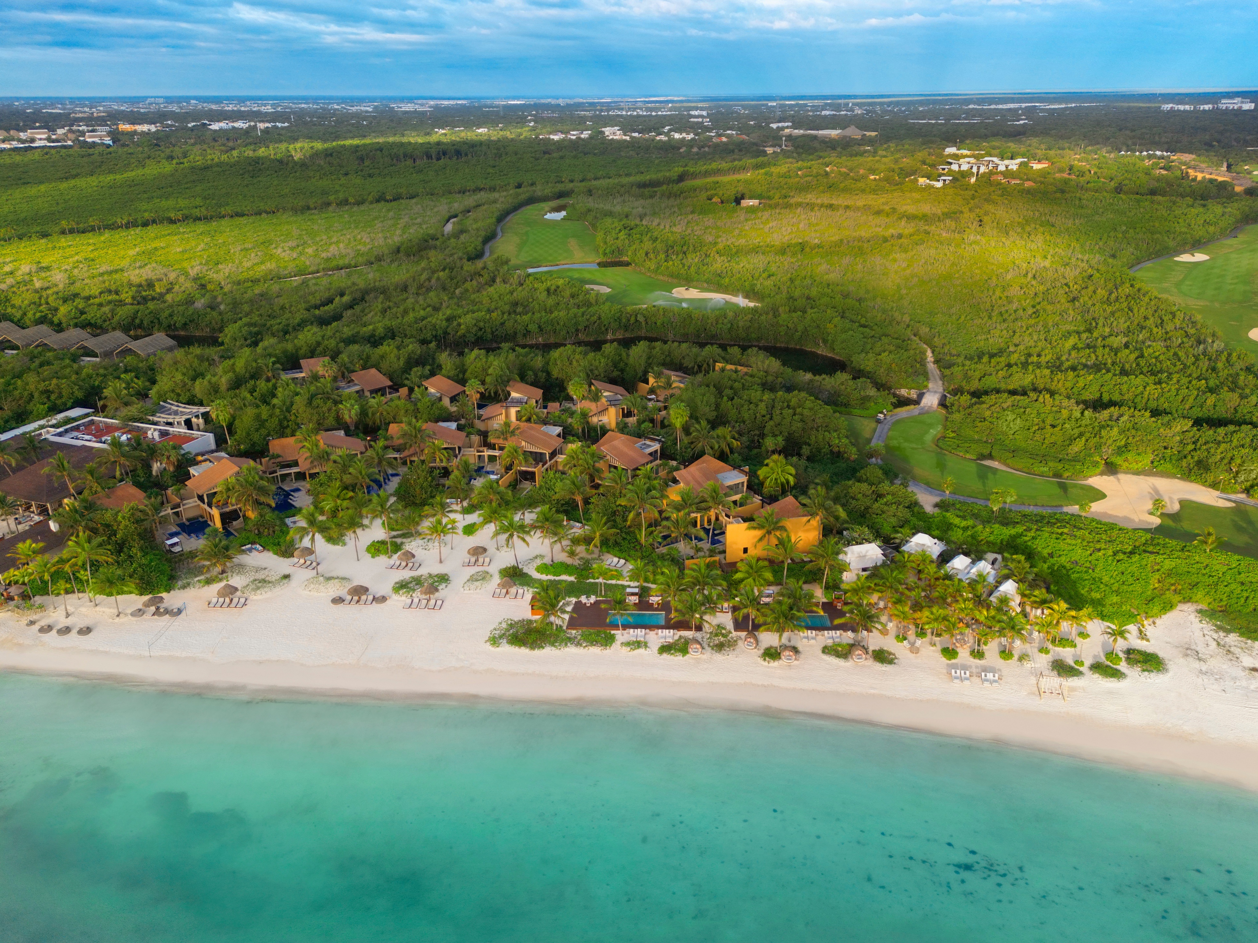 BTMXMY_BEACHFRONT_VILLAS_AERIAL_VIEW_4_low