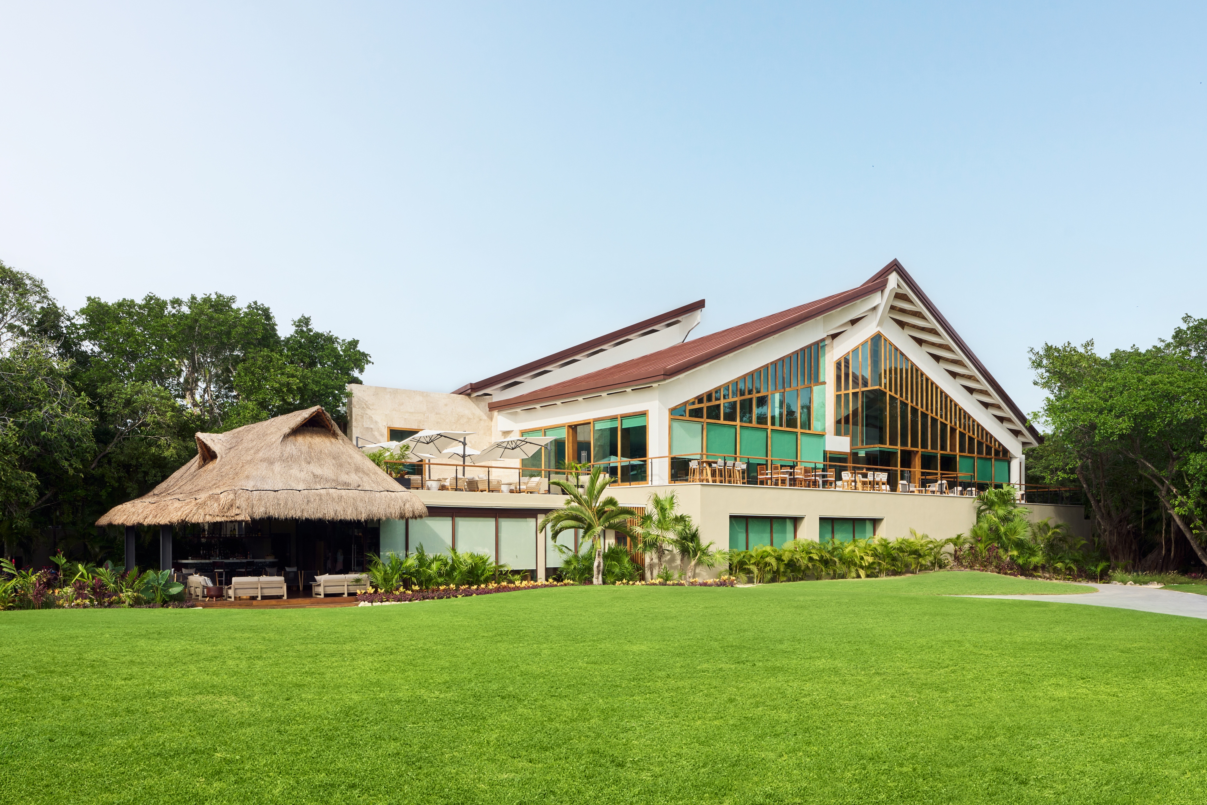 BTMXMY_EL_CAMALEON_KOBA_SPORTS_BAR_low