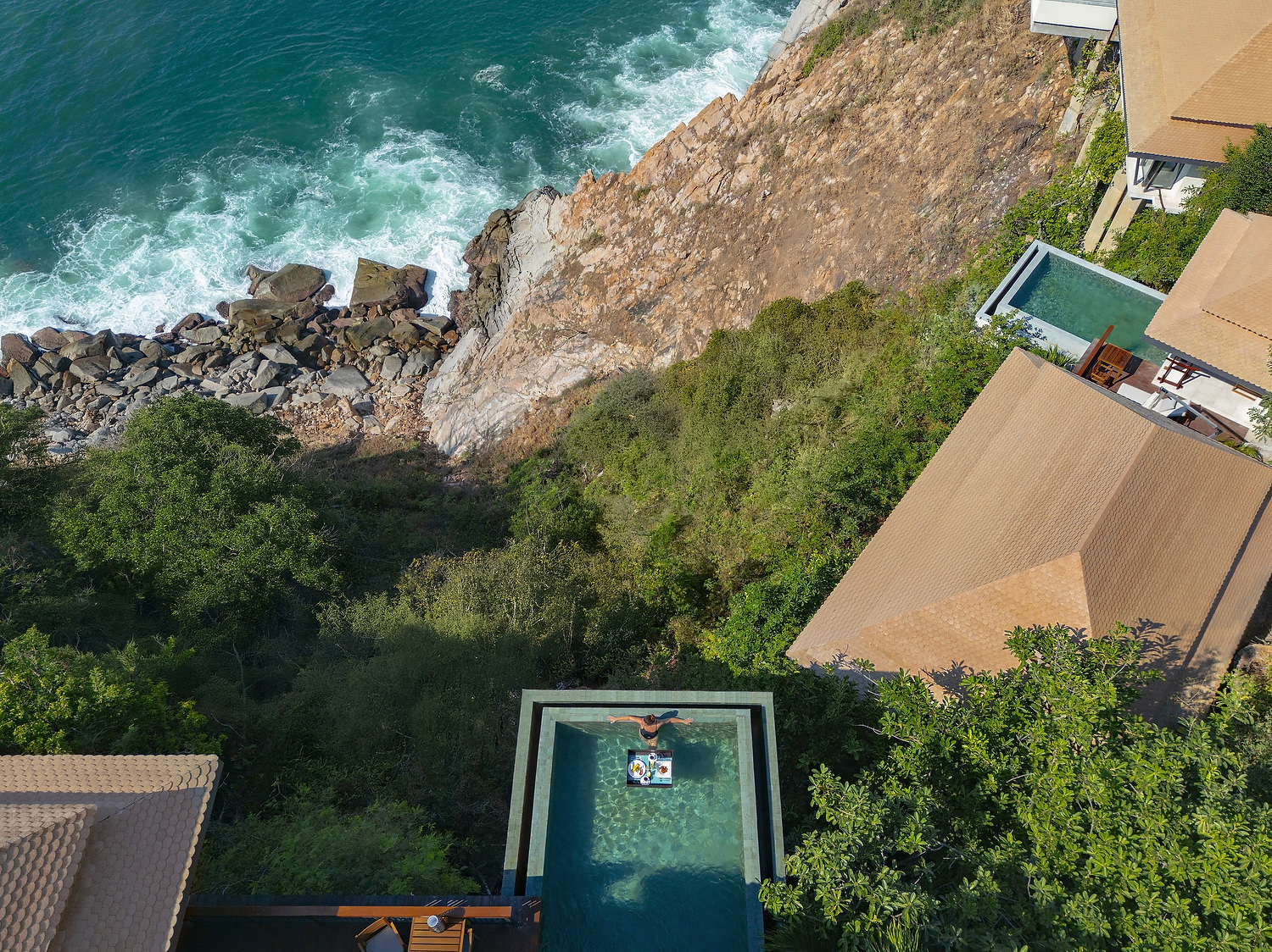 OCEANFRONT POOL VILLA AERIAL CABO MARQUES ACAPULCO