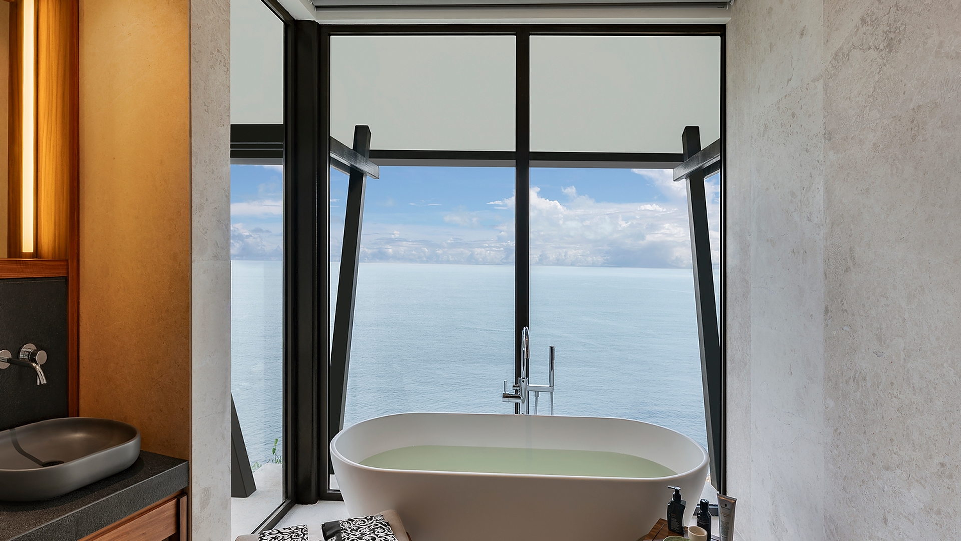 BANYAN TREE CABO MARQUÉS POOL VILLA BATHROOM