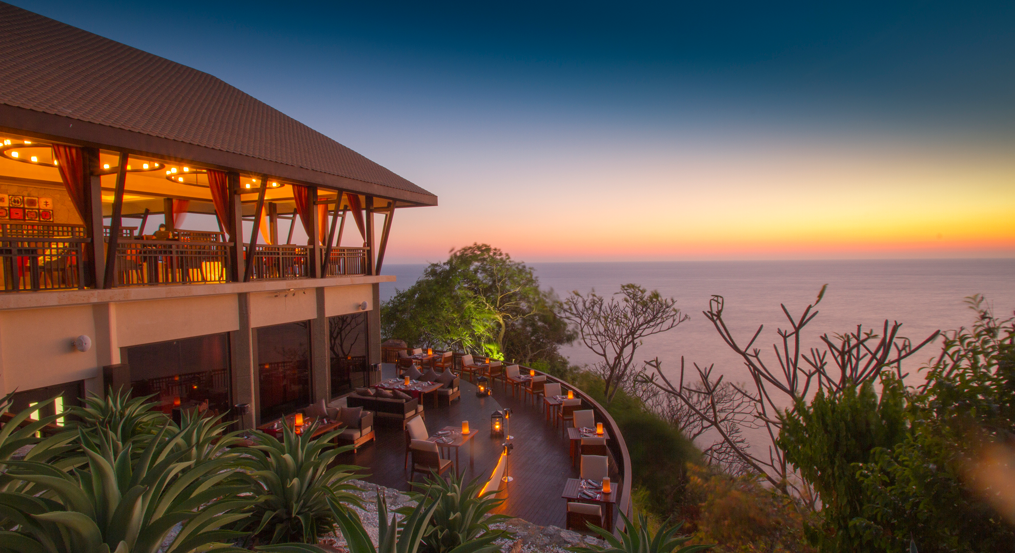 Banyan Tree Cabo Marques Saffron Acapulco