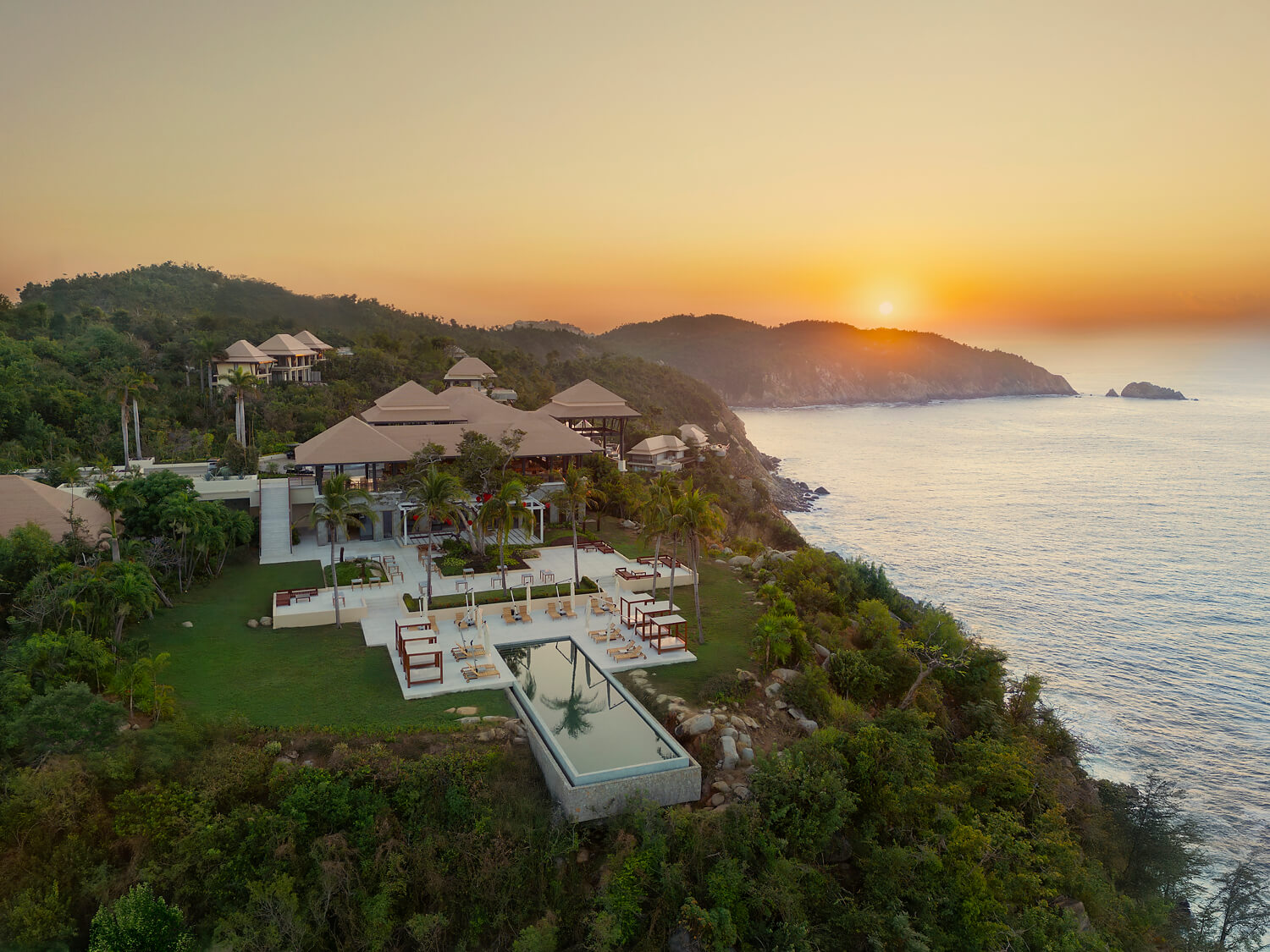 Sunrise at Banyan Tree Cabo Marqués