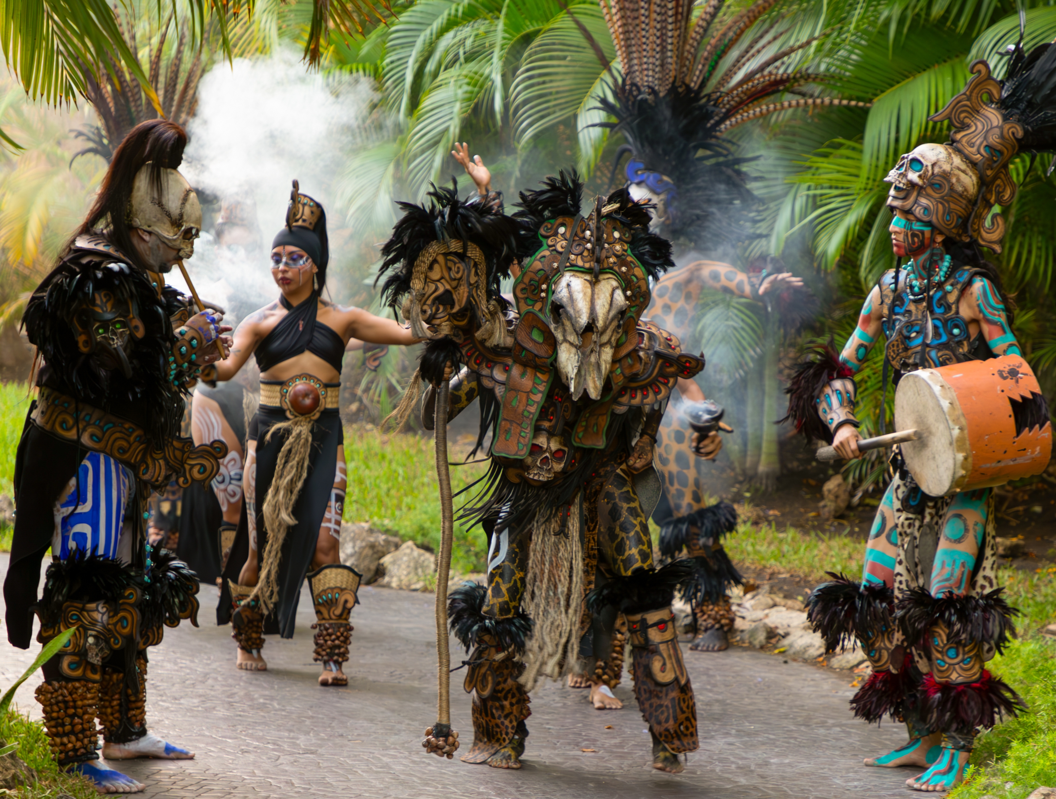 BTMXMY_HAAB_DANCERS_2_low