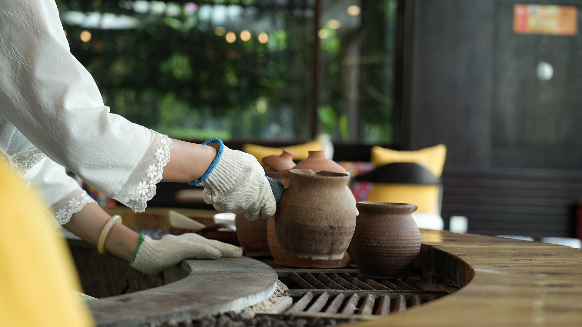 Horse Caravans Leixiang Tea