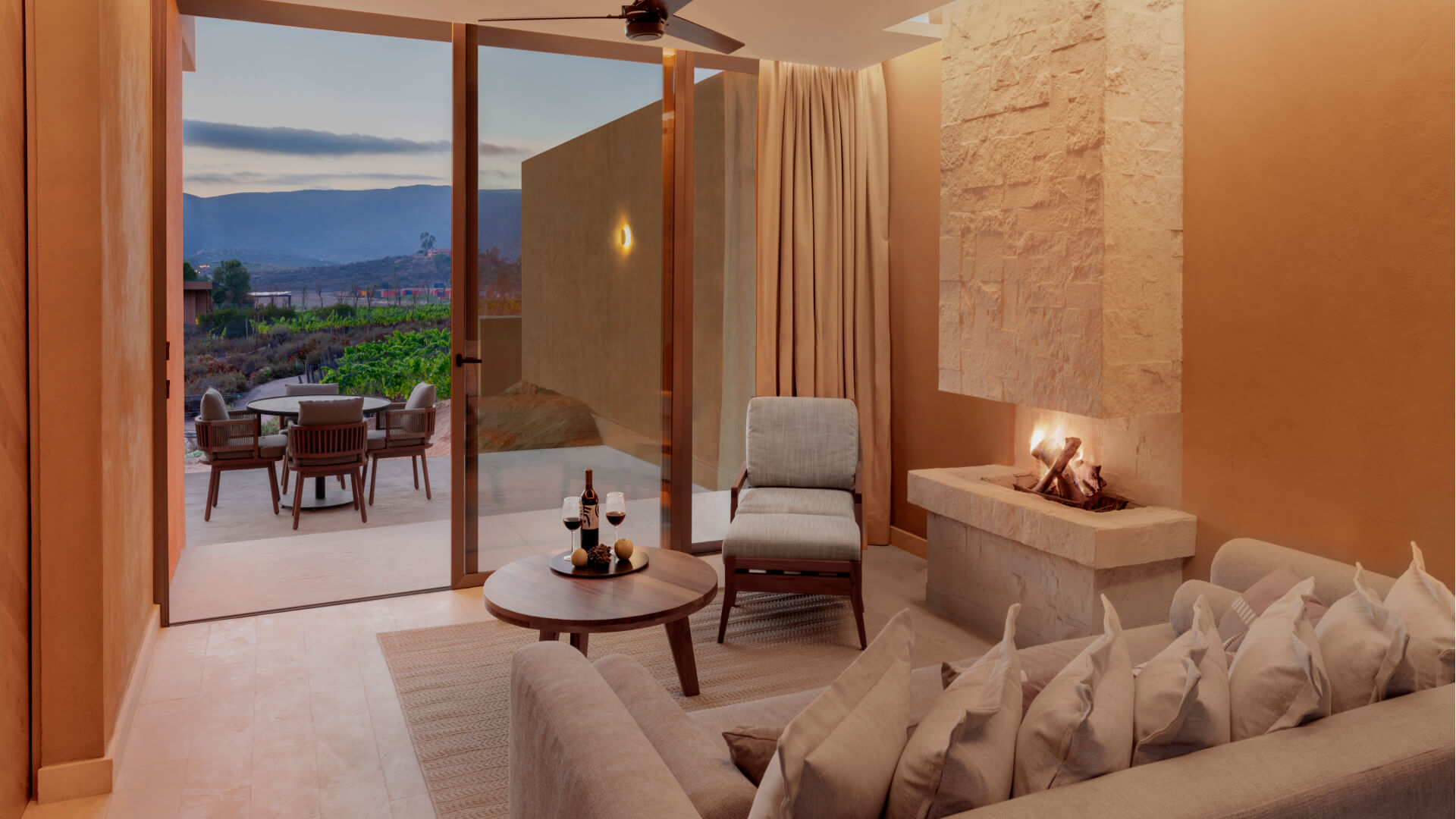 bt-veyavg-accommodations-harmony-serenity-pool-king-suite-01