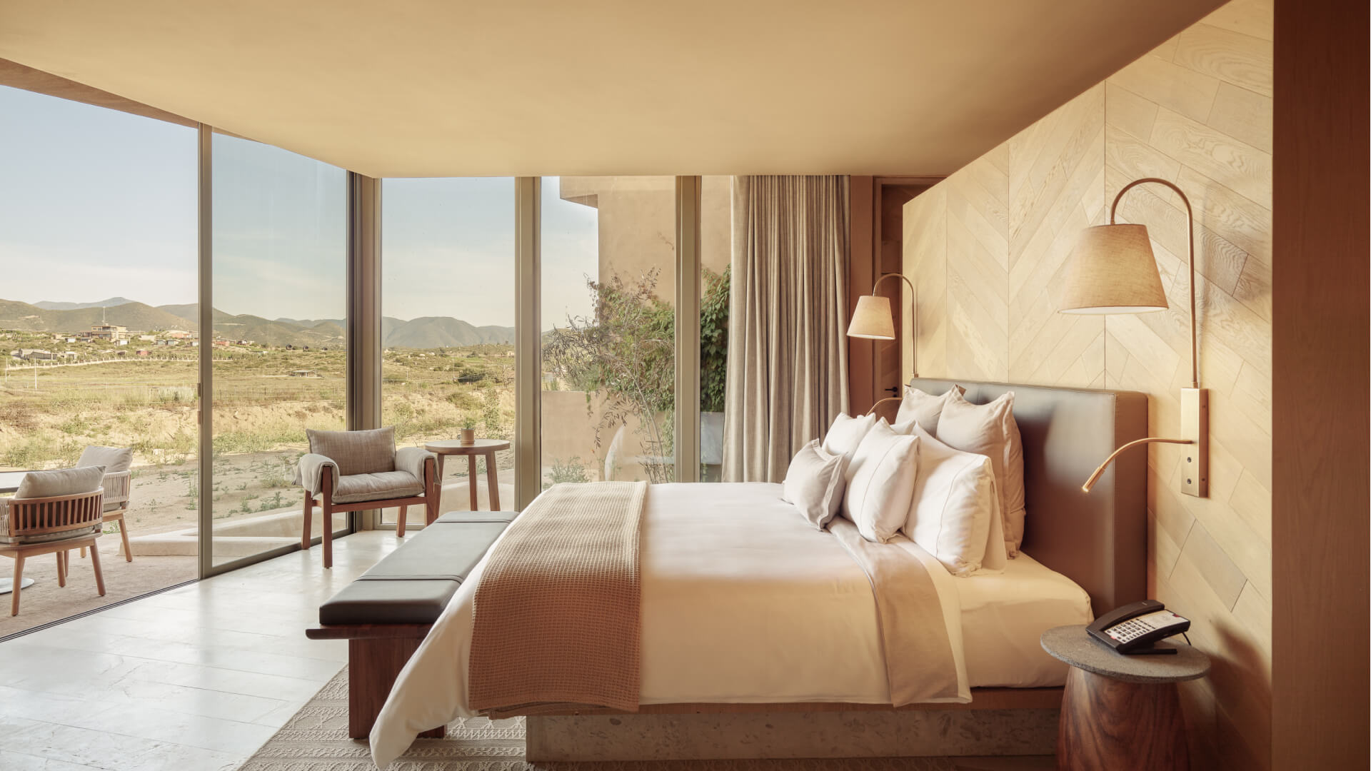 bt-veyavg-accommodations-pool-bliss-01