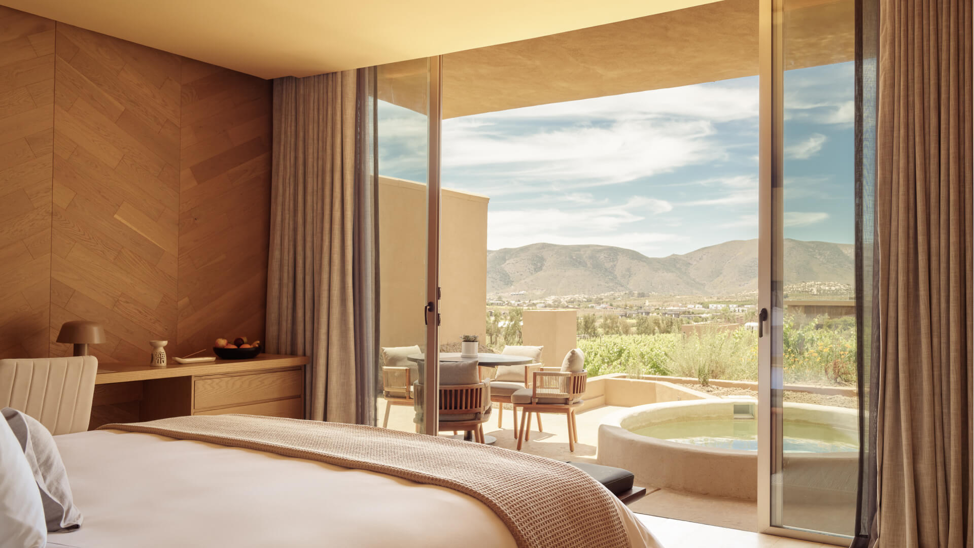 bt-veyavg-home-bedroo