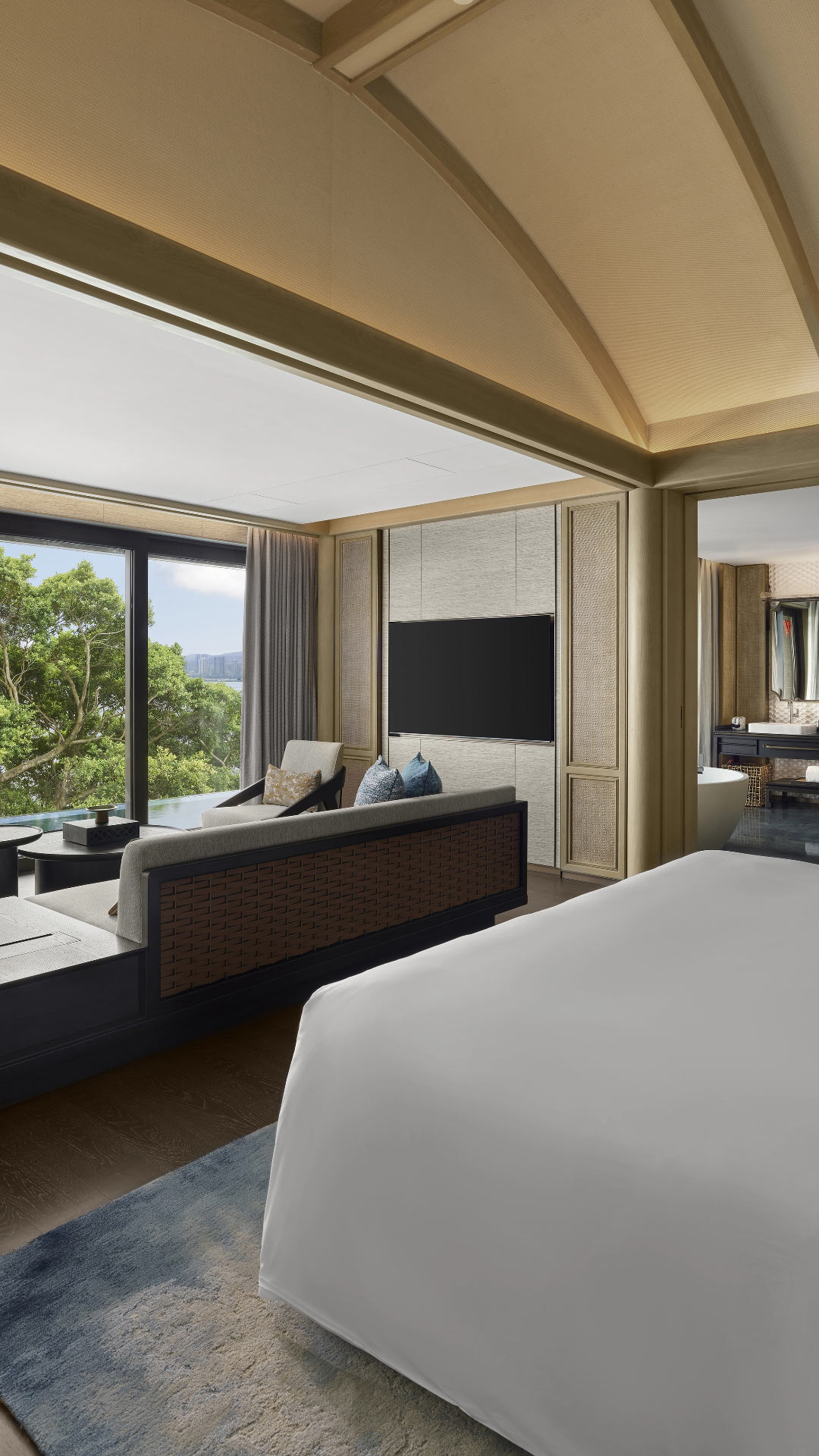 BT Zhuhai Ocean View Onsen Pool Suite  - King Room