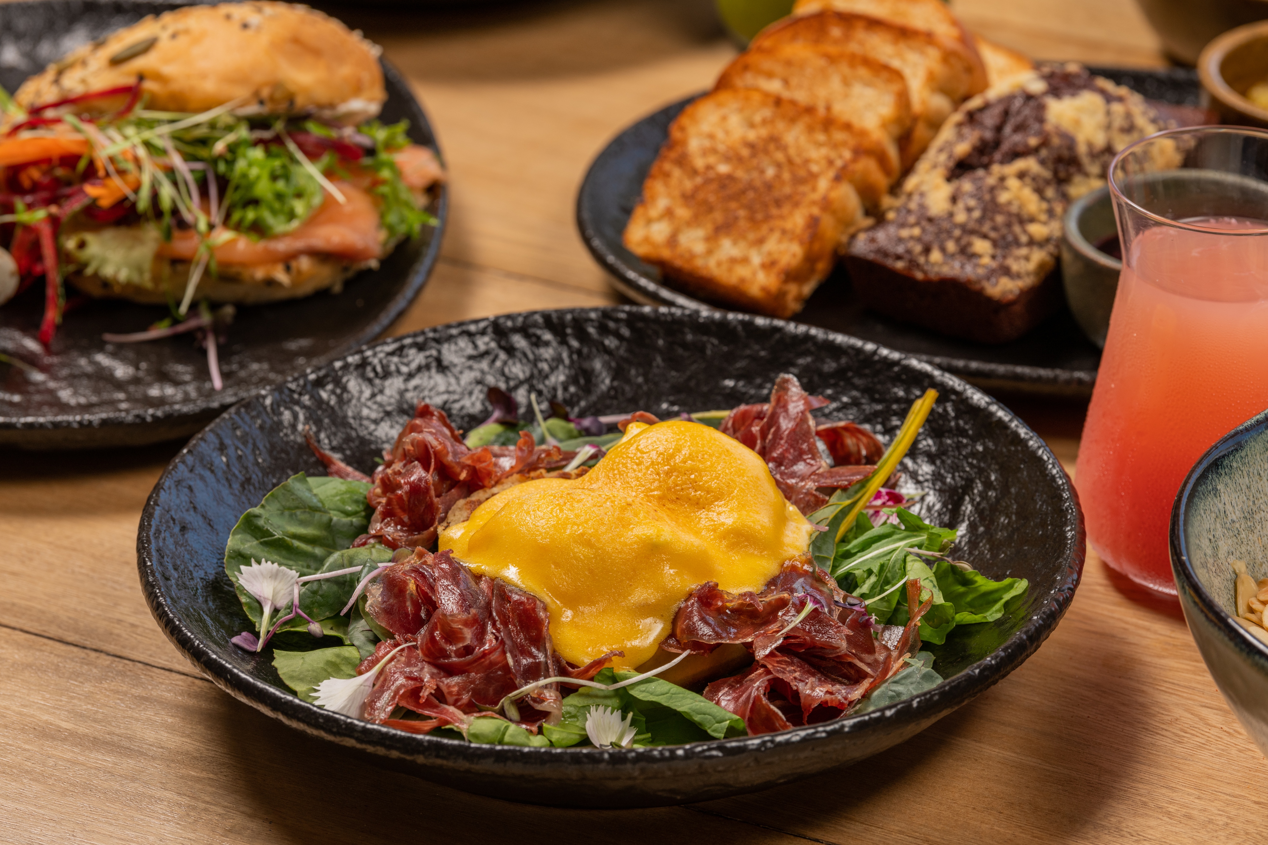 BTMXMY_SANDS_EGGS_low