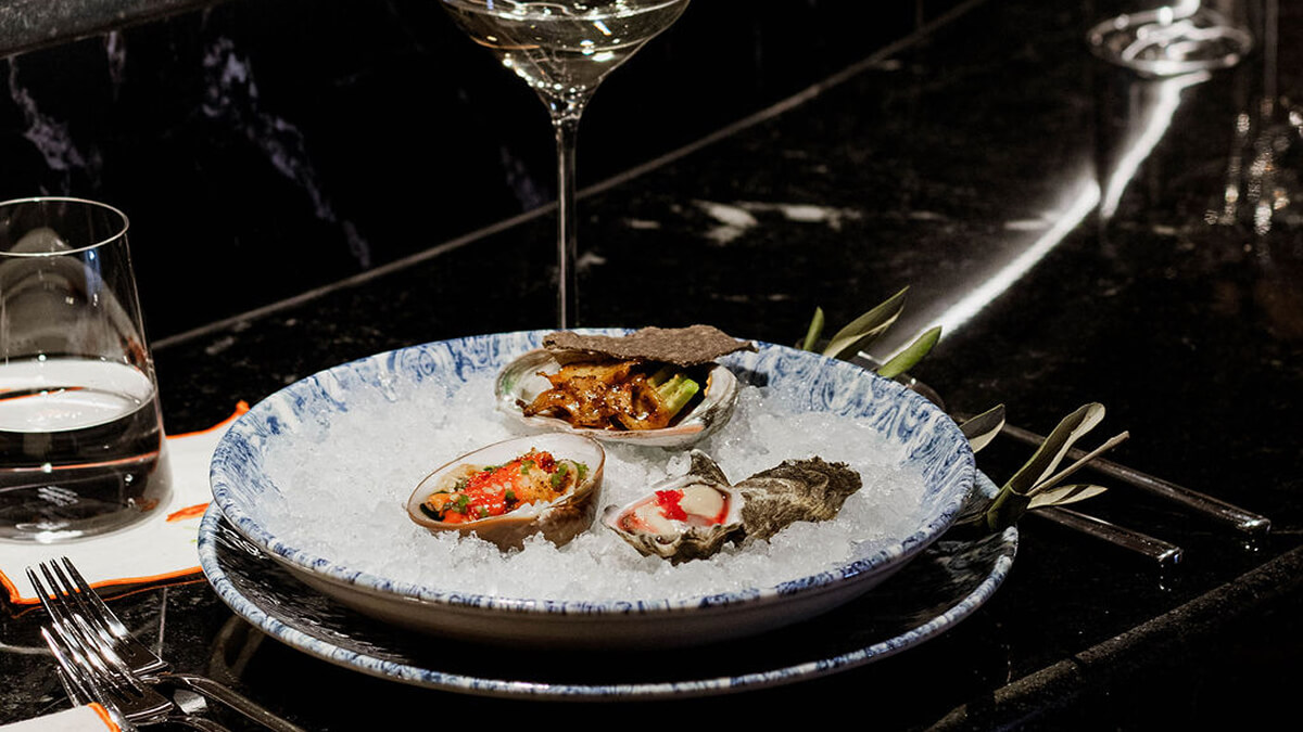 Amapola Restaurant by Benito Molina