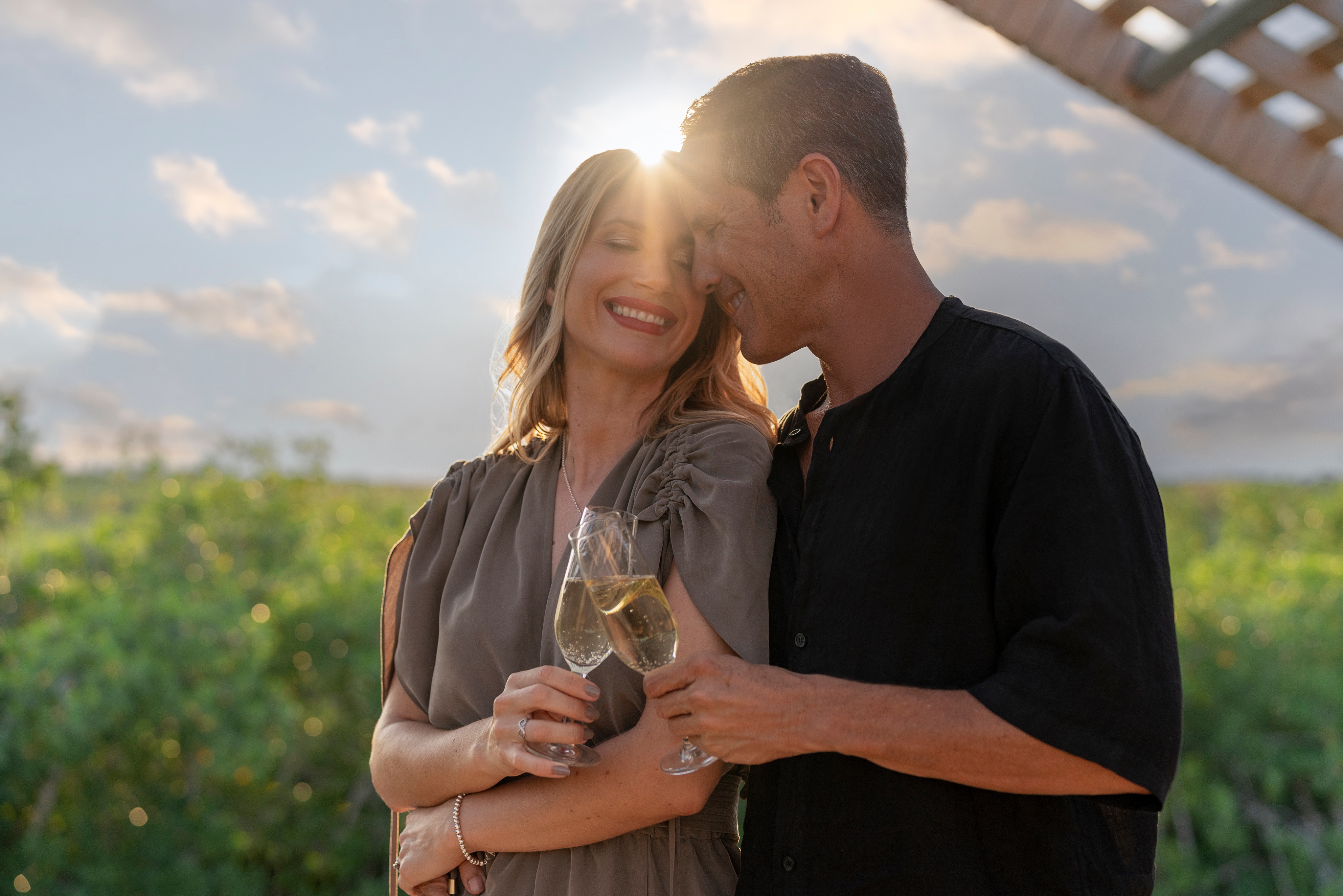 BTMXMY_ROMANCE_COUPLE_1