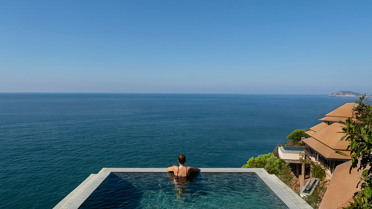 Banyan tree Acapulco offers