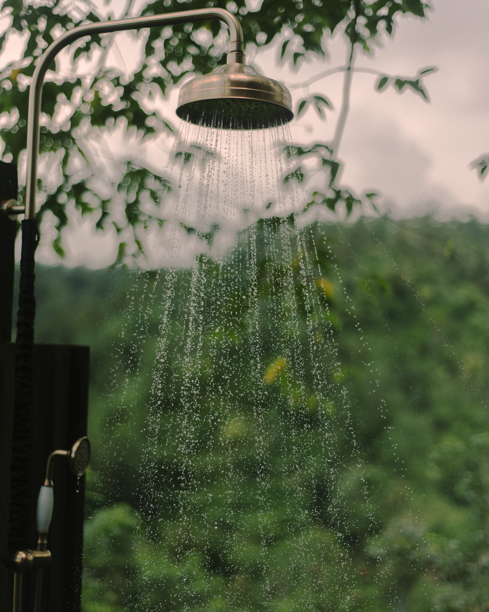 Buahan_Outdoor Shower
