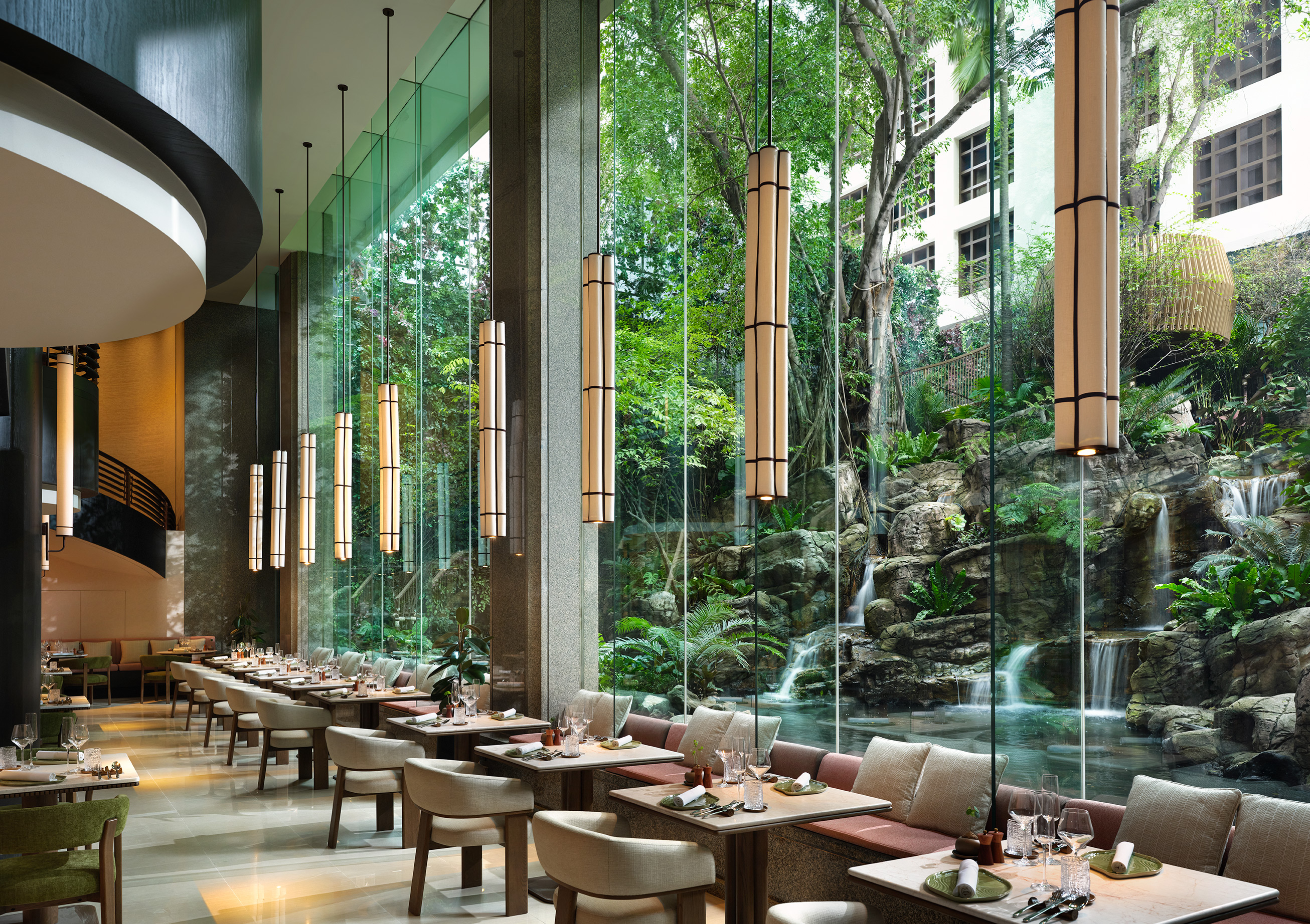 Banyan Tree Bangkok Romsai Restaurant 2