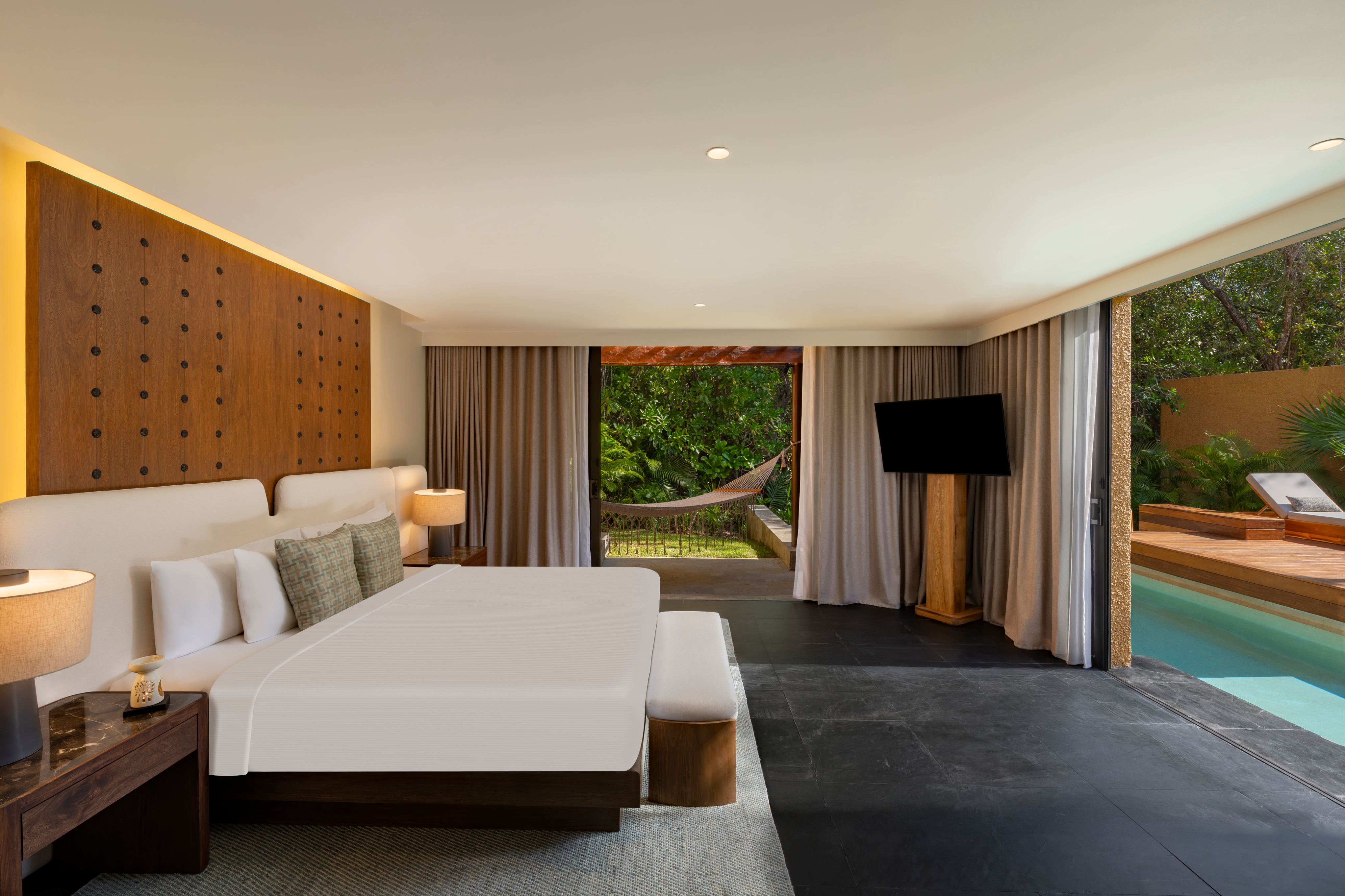 BTMXMY_HARMONY_TWO_BEDROOM_LAGOON_POOL_VILLA_BEDROOM_LOW