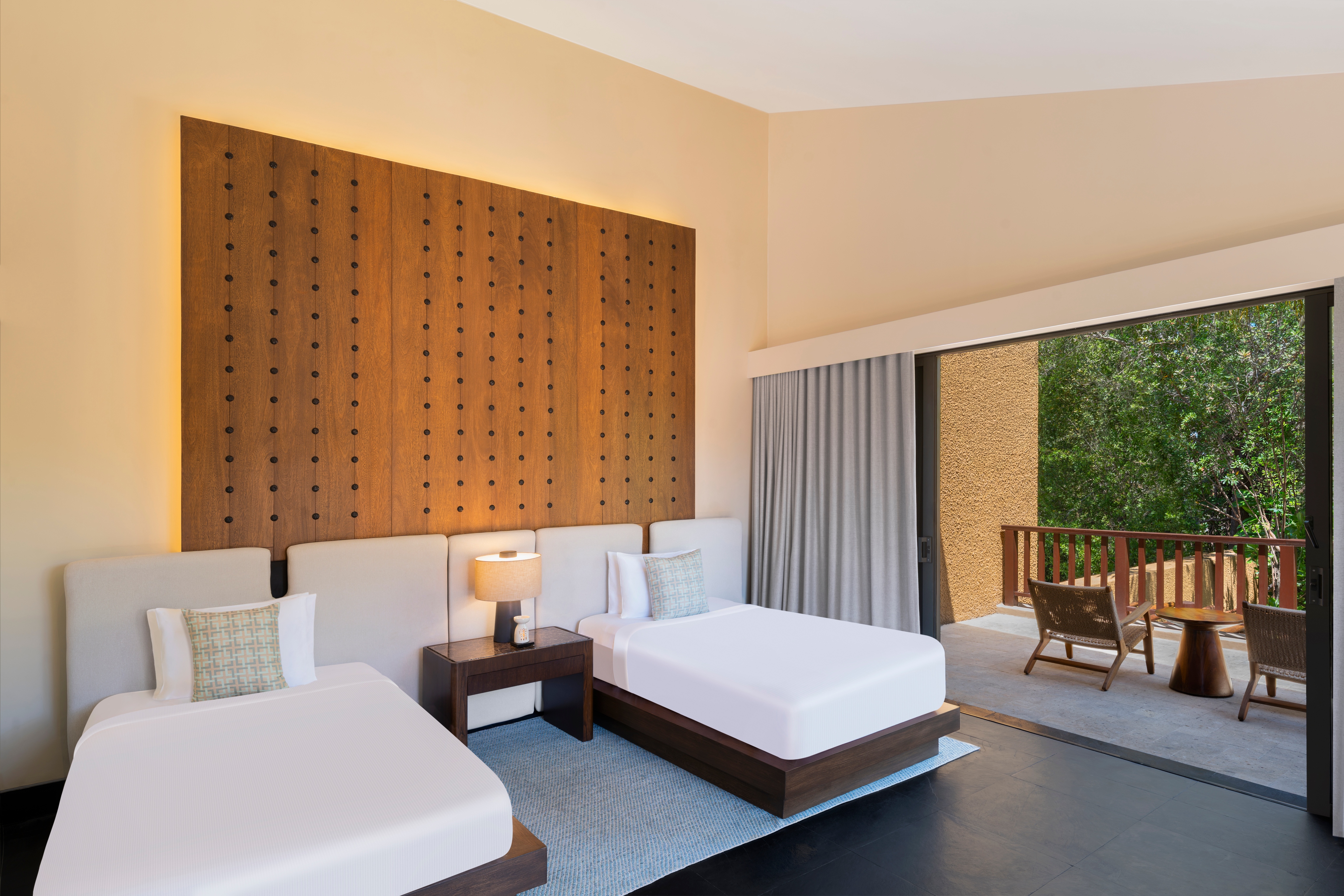 BTMXMY_HARMONY_TWO_BEDROOM_LAGOON_POOL_VILLA_UPSTAIRS_BEDROOM_LOW