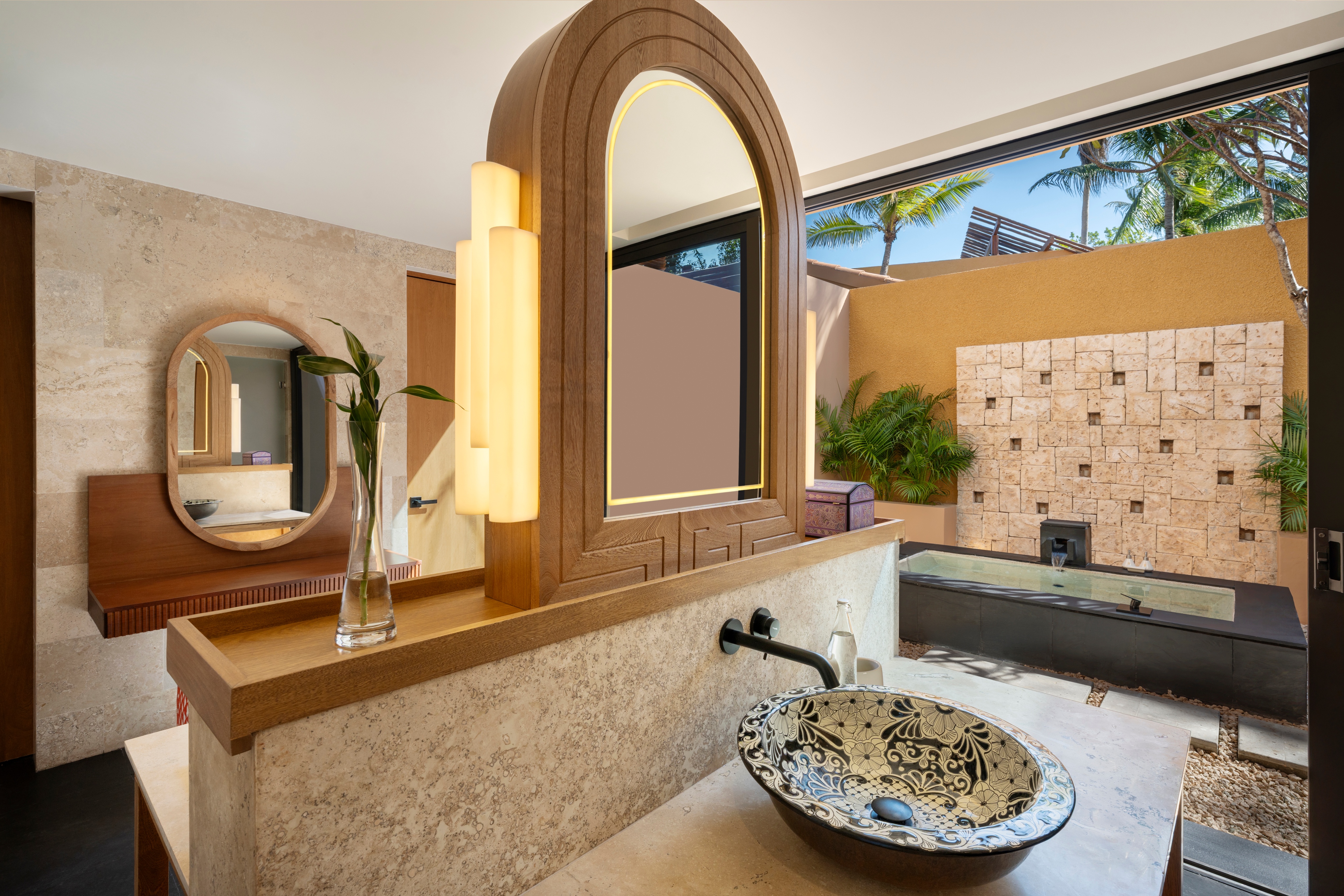 BTMXMY_SERENITY_TWO_BEDROOM_POOL_VILLA_BATHROOM_LOW