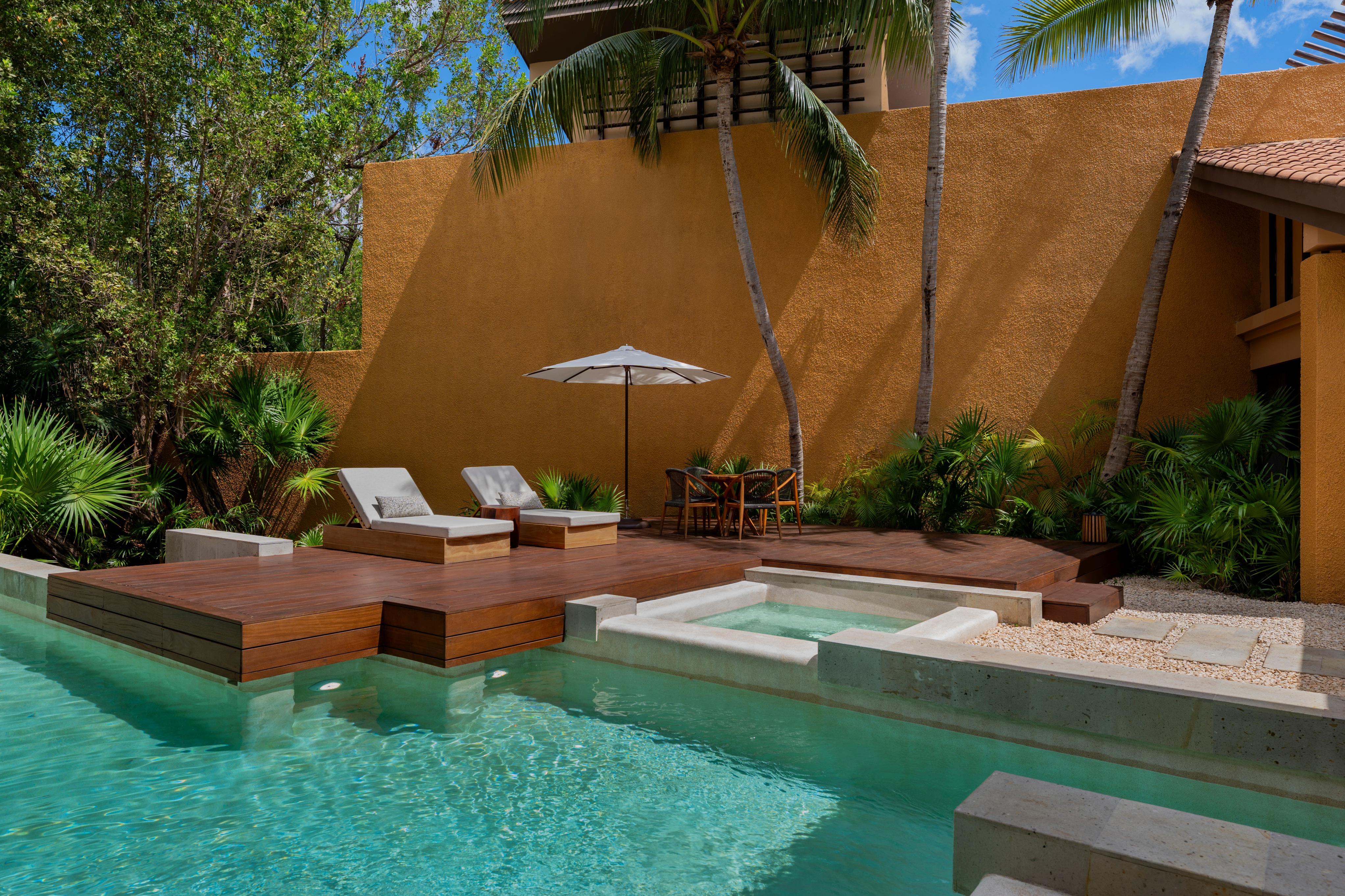 BTMXMY_SERENITY_TWO_BEDROOM_POOL_VILLA_POOL_LOW.