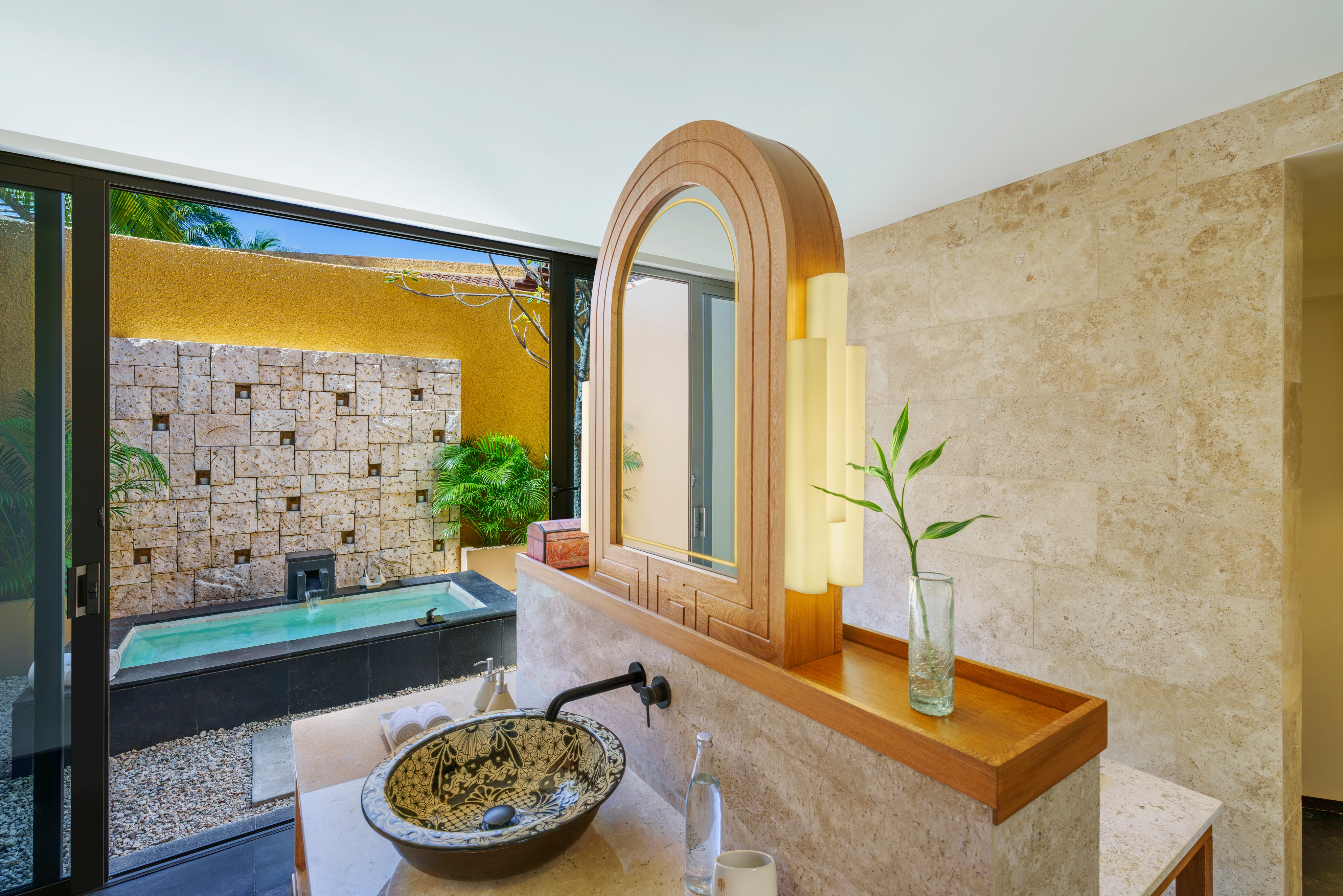 BTMXMY_WELLBEING_SANCTUARY_POOL_VILLA_BATHROOM_LOW