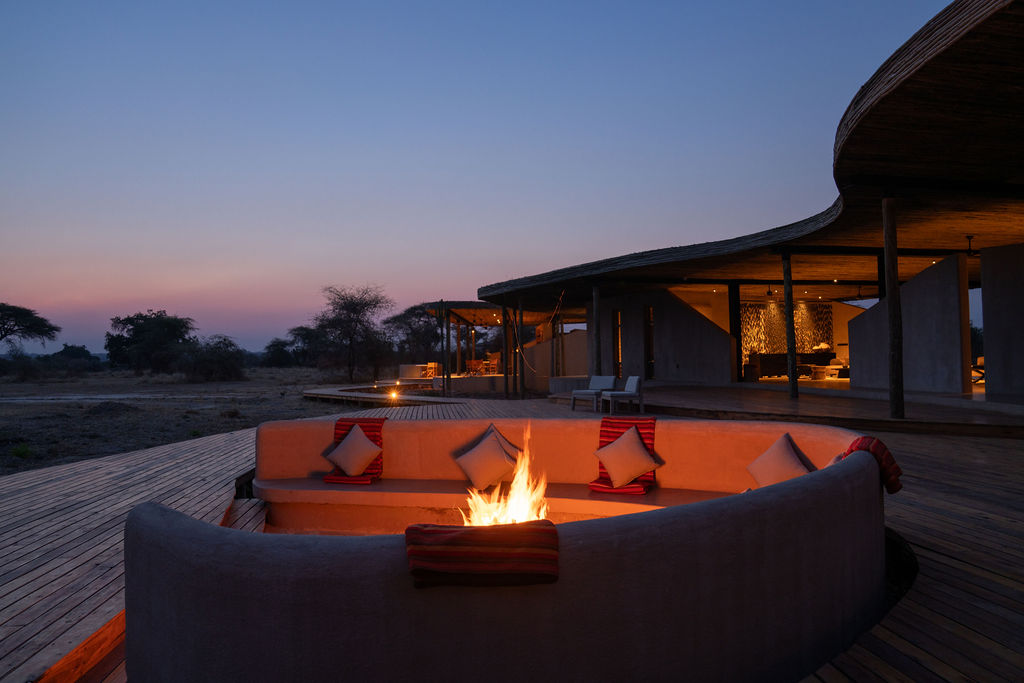 Ubuyu, A Banyan Tree Escape Fire Pit