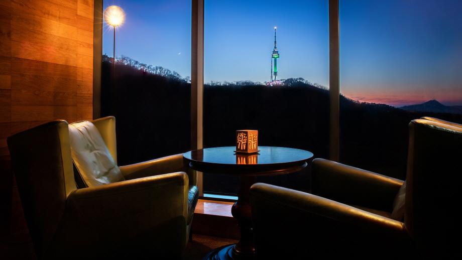 Banyan Tree South Korea Club And Spa Seoul Dining - Moon Bar Night View