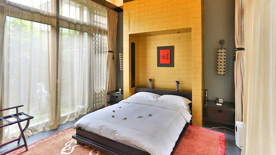Banyan Tree China Lijiang Accommodation - Two Bedroom Mountain View Duplex